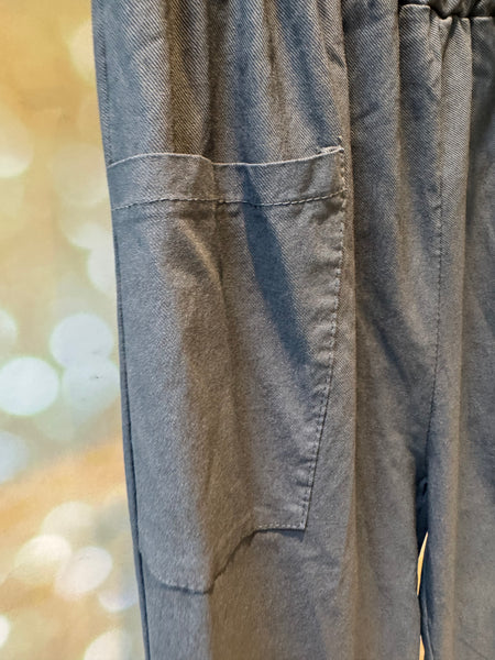 Studio Magic Pocket Trousers