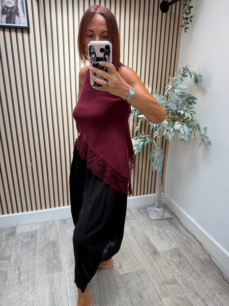 Fine knit Asymetric halter neck top
