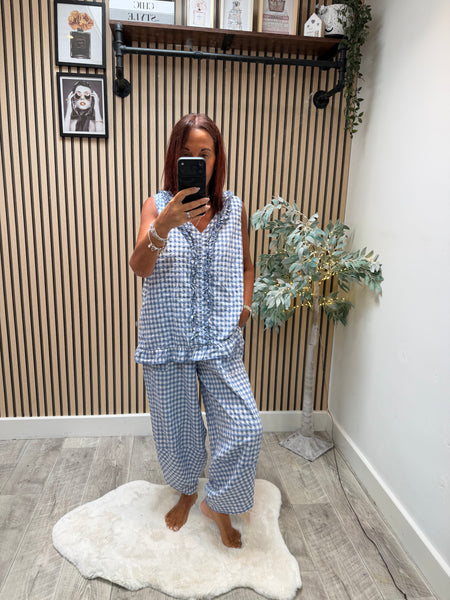 Gingham V neck top