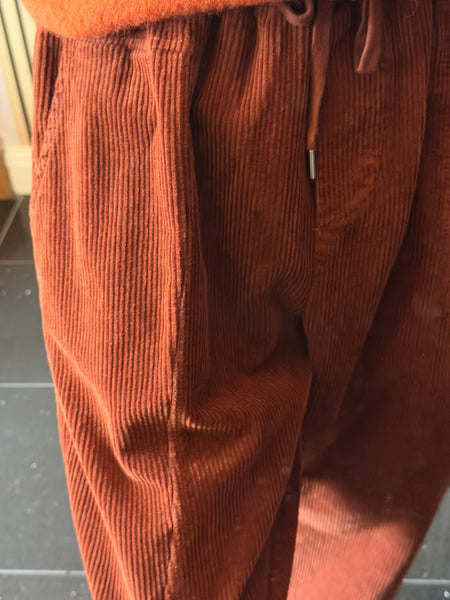 Jumbo Cord Barrel leg Trousers