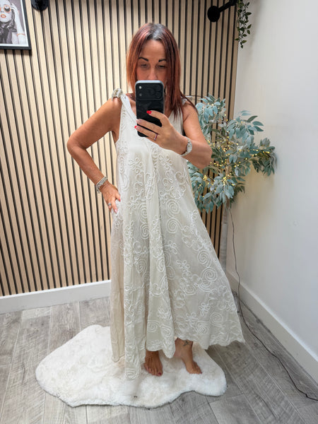 V Front Appliqué  Maxi Dress