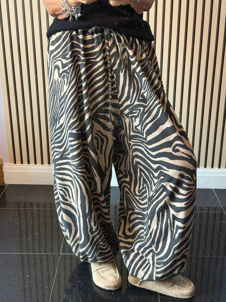 Jersey Zebra Balloon Leg  Trousers