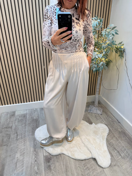 Cuffed Balloon leg  Trouser