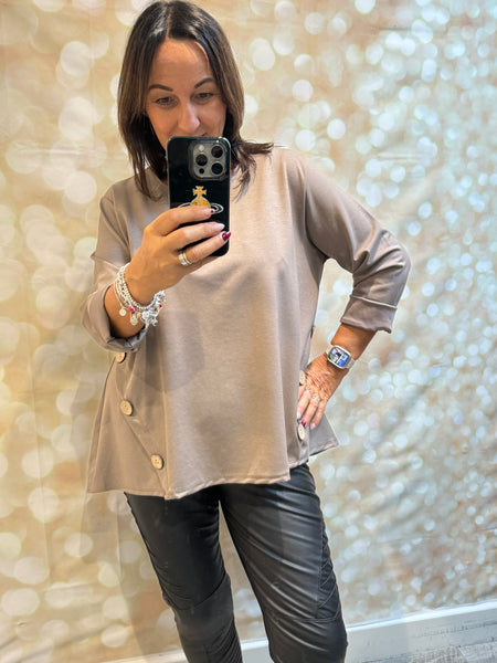 Scuba Button Swing Top