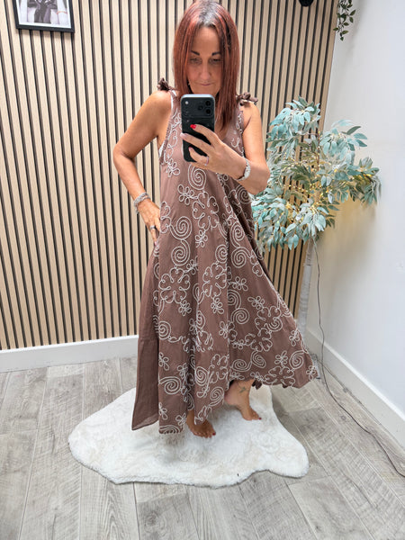 V Front Appliqué  Maxi Dress