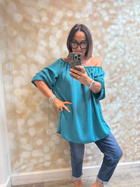 Bardot Top with pleat sleeves