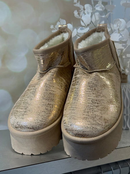 Metallic Fur Lined Wedge Midi Boot