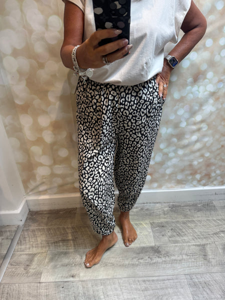 Silky balloon Trousers