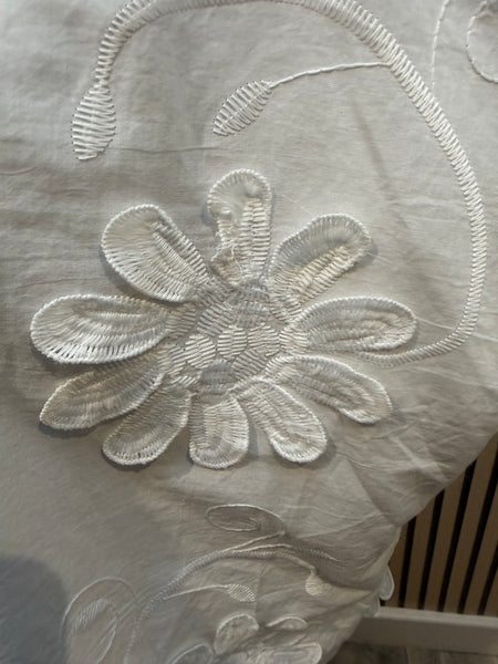 Puff sleeve floral blouse