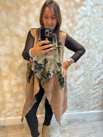 Studio Camo / Faux Suede waterfall Gilet
