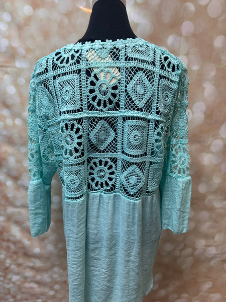 Crochet shoulder/back blouse