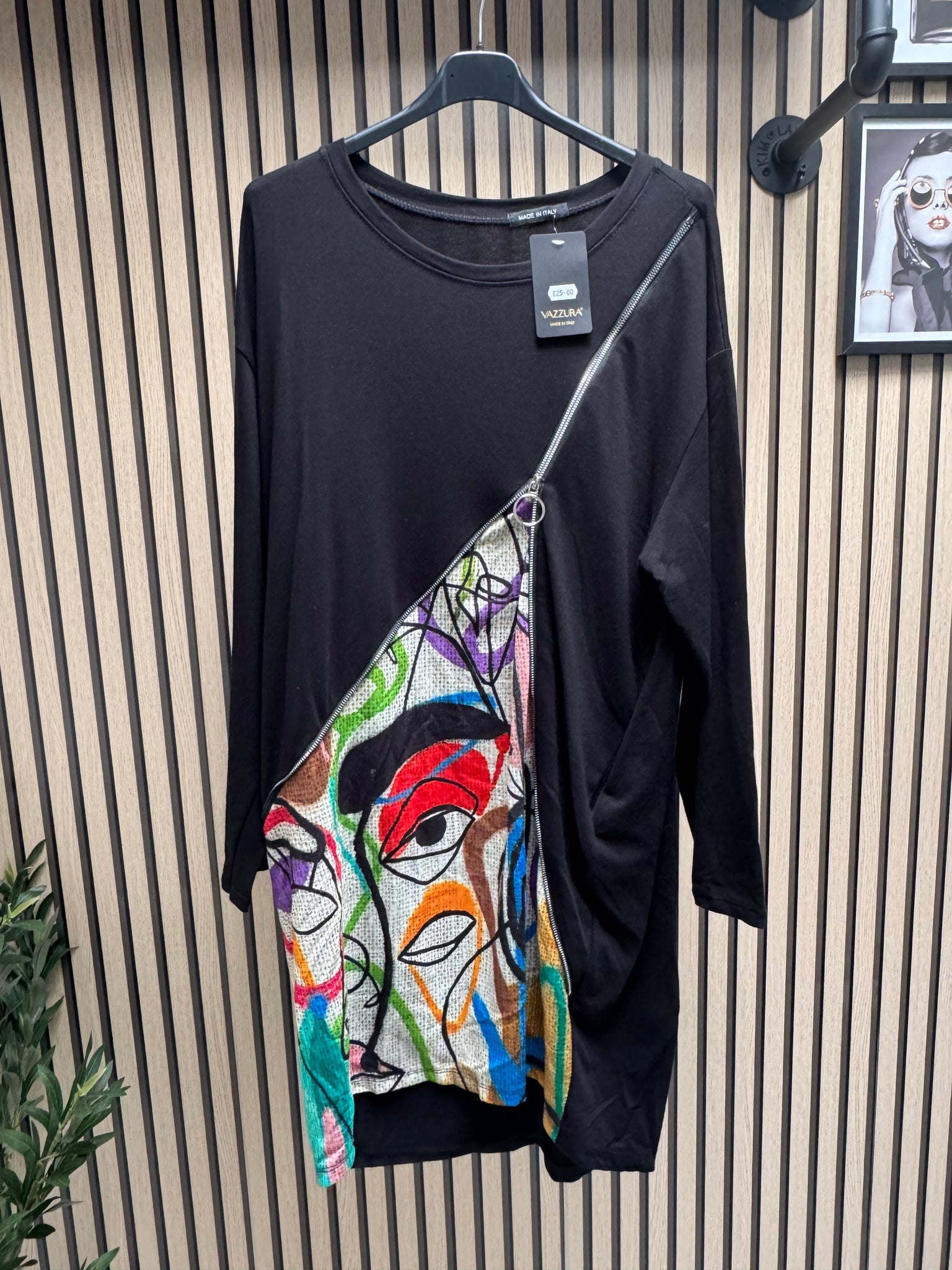 Sweatdress with popart silky panel