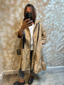 Hope Frill hem Hooded Mac