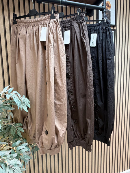 Cotton Balloon Leg Trouser with button detail