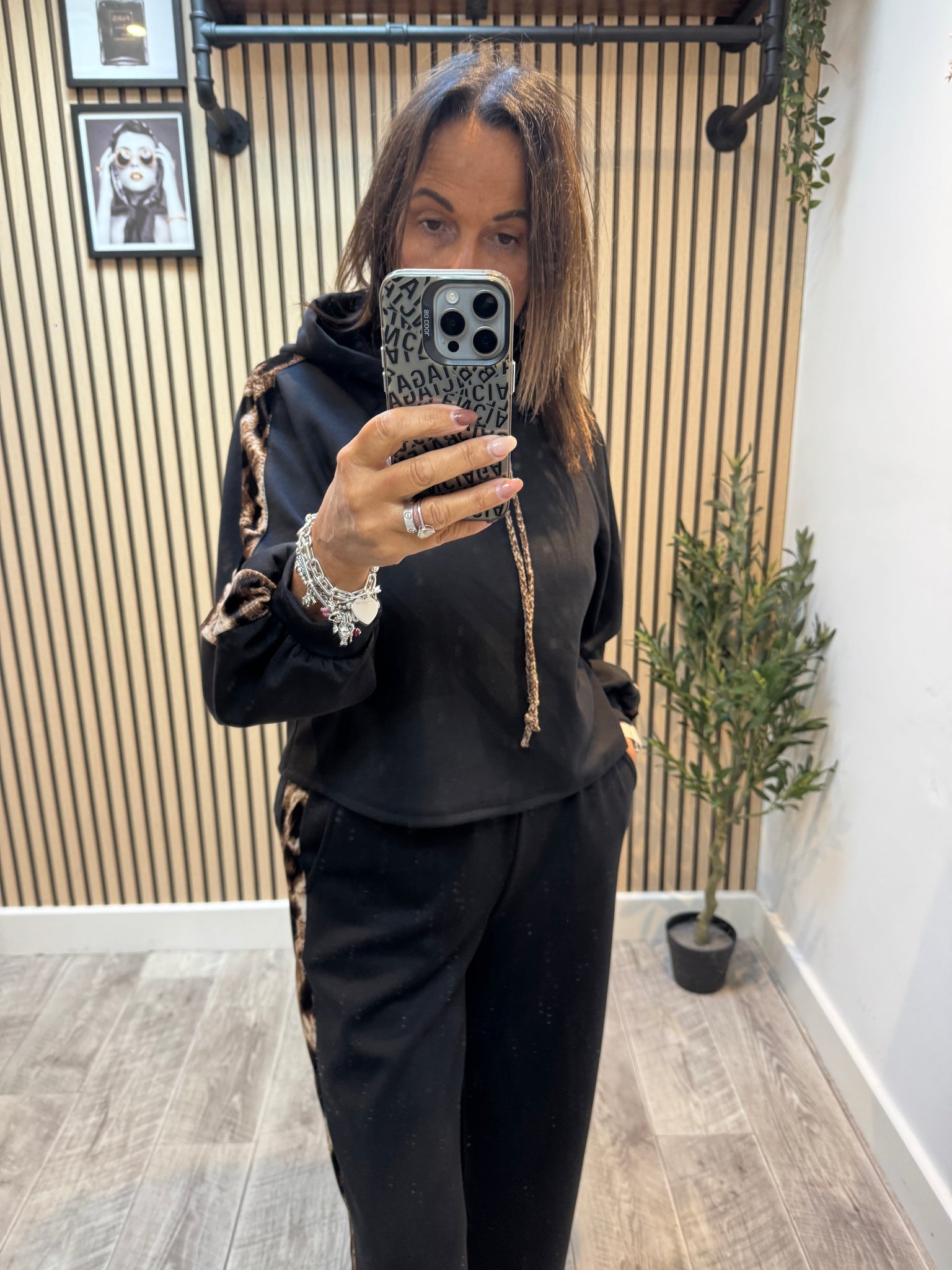 Studio Leopard Stripe Scuba Jogger  set