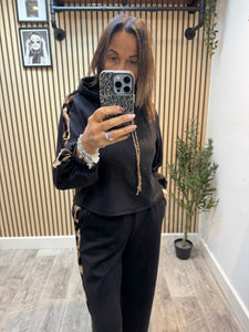 Studio Leopard Stripe Scuba Jogger  set
