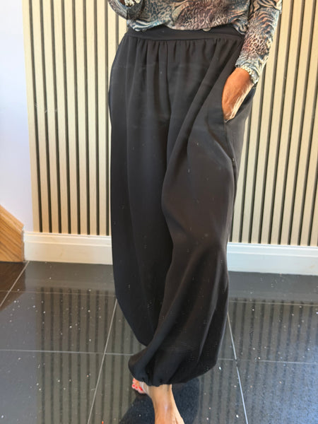 Balloon leg joggers