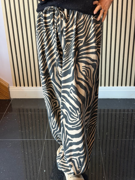 Jersey Zebra Balloon Leg  Trousers