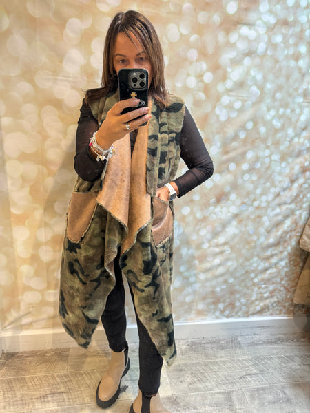 Studio Camo / Faux Suede waterfall Gilet