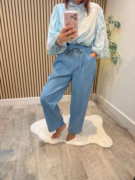 Straight Leg Denim trousers