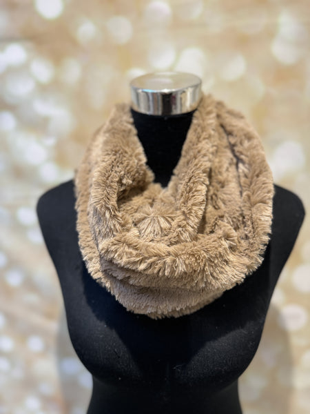 Fluffy Snood