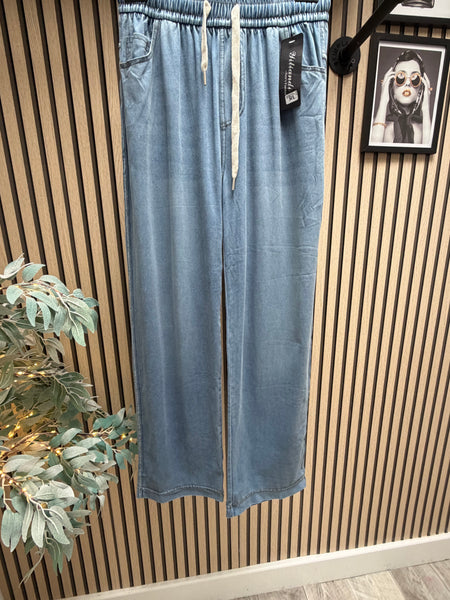 Basic Jogger Style Jeans