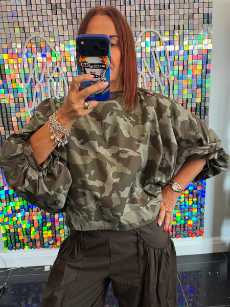 Camo Puff sleeve Top