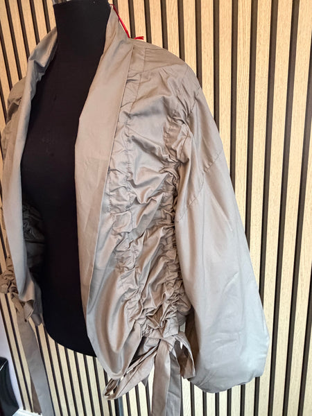 Rouched front jacket