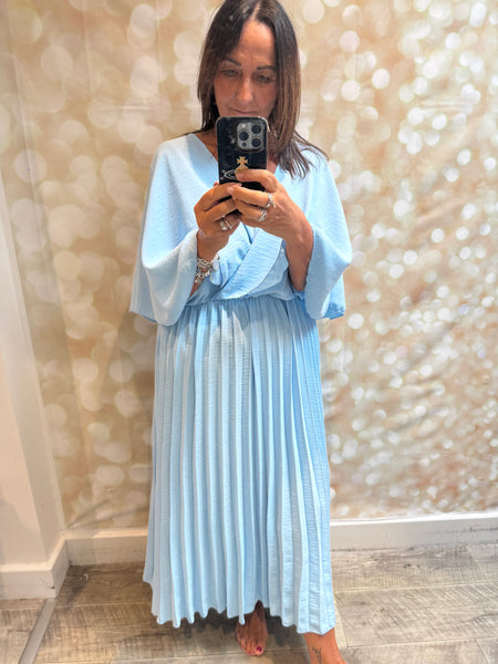 Crinkle fabric cape dress