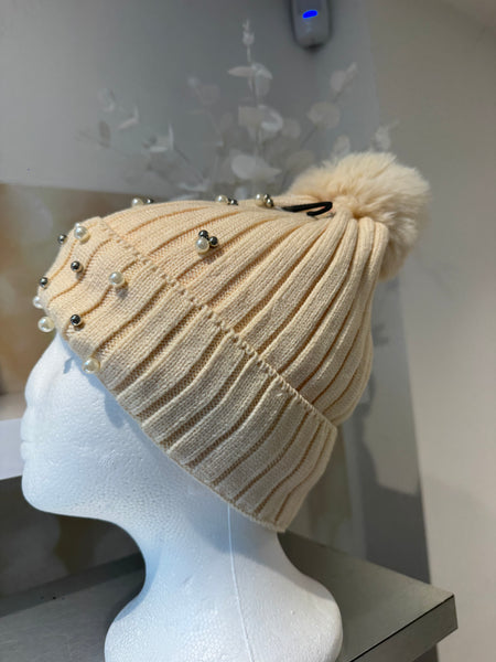 Pom Pom / embellished Bob hat