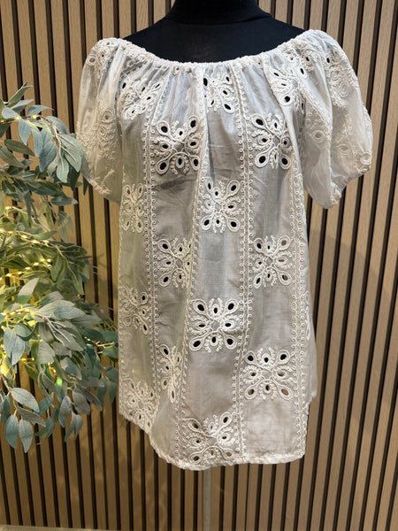 Broidery Anglais Bardot Top