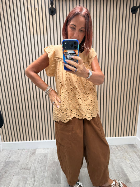 Broderie anglaise swing  top