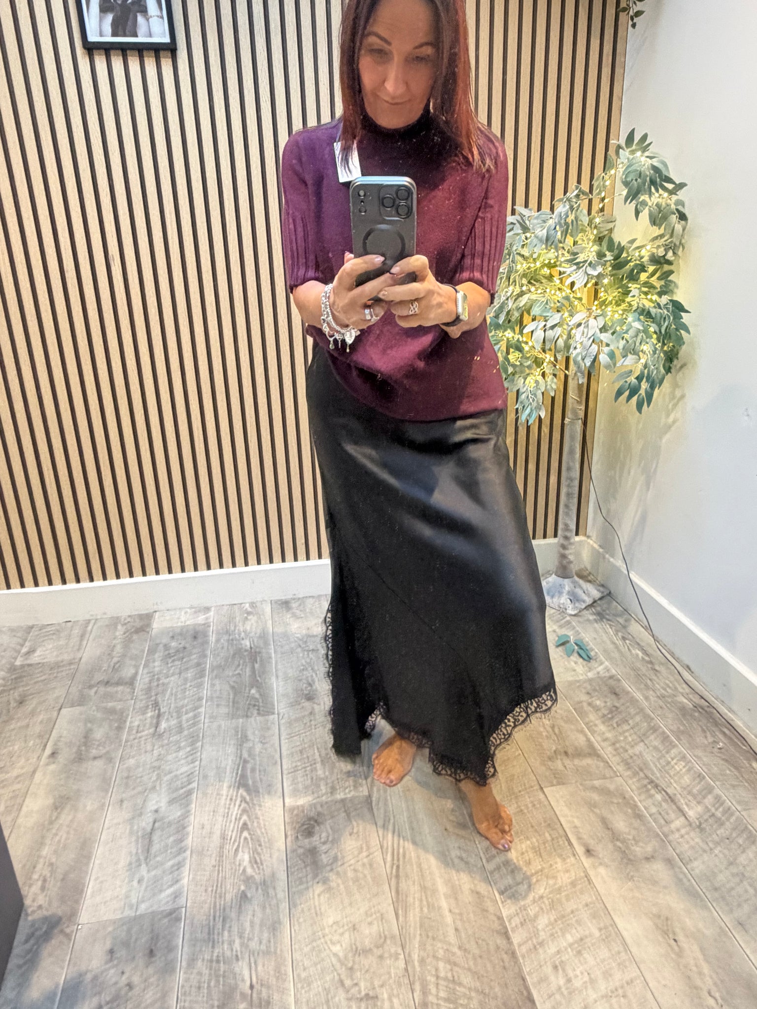 Studio Silky longline Skirt with Lace trim