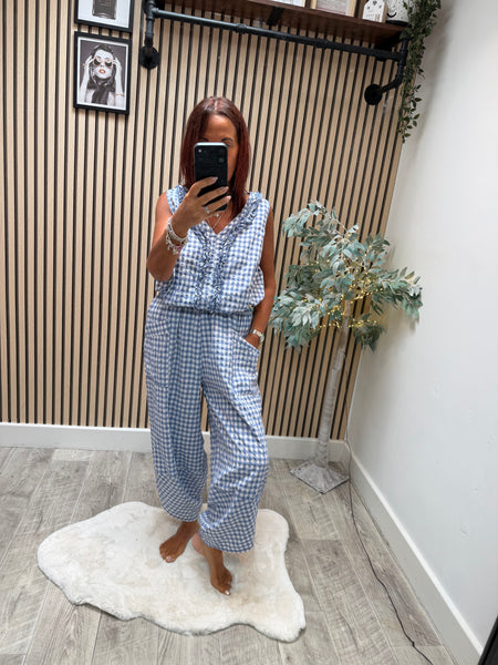 Gingham V neck top