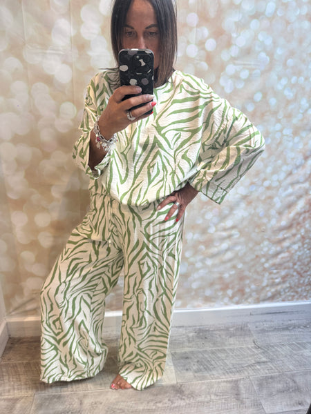 2 Piece Zebra Trouser / Tunic  set