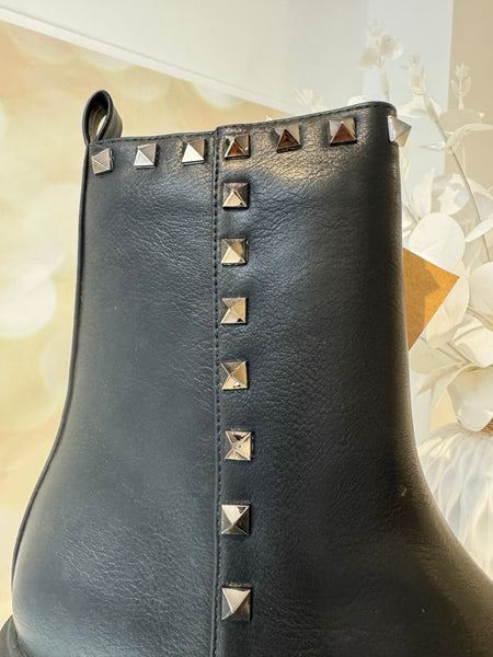 Chunky Rippled wedge Studded Boot
