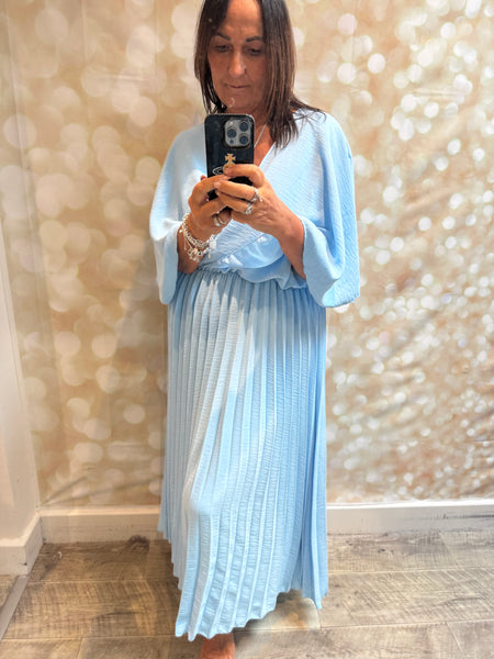 Crinkle fabric cape dress
