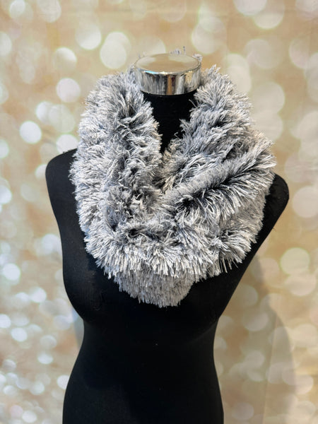 Fluffy Snood