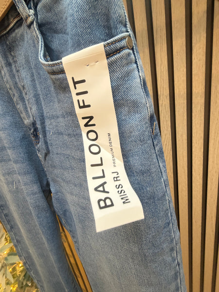 Balloon leg Mid wash Denim Jeans
