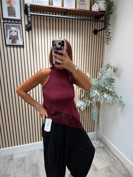Fine knit Asymetric halter neck top