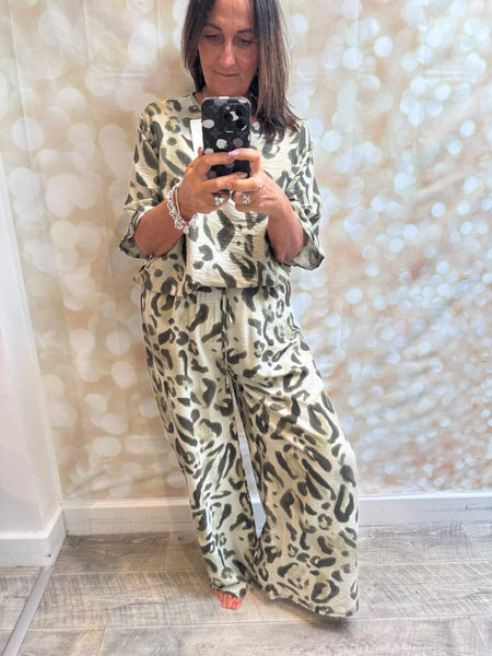 2 Piece Leopard Trouser / Tunic  set