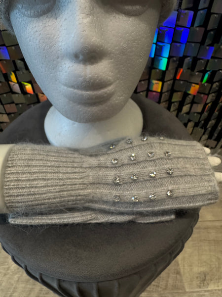 Embellished Bob hat/ glove set