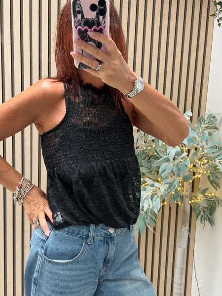 Lace shirred panel Top