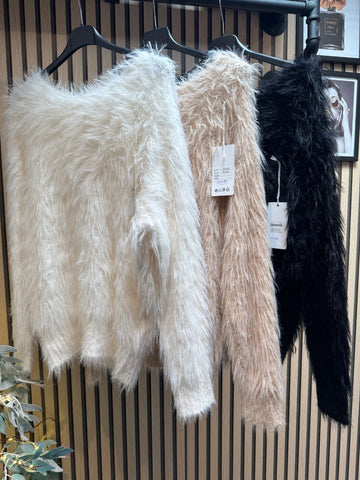 Soft knit Eyelash jumper