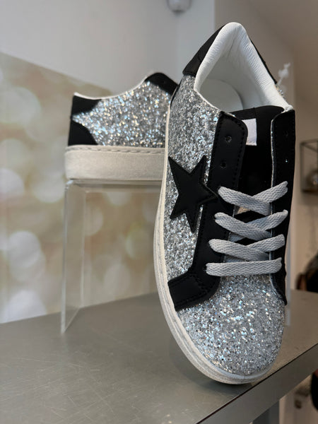 Glitter Star Trainer