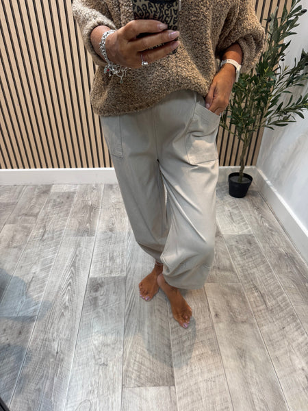 Studio Magic Pocket Trousers