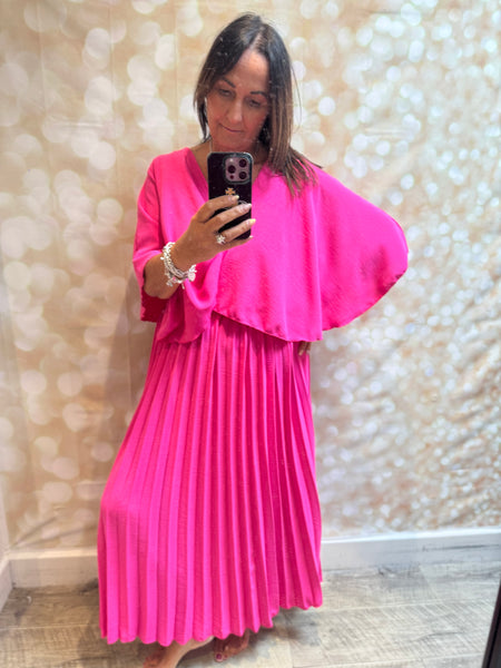 Crinkle fabric cape dress