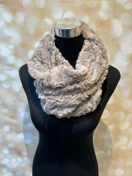 Fluffy Snood