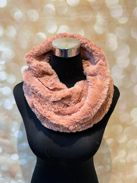 Fluffy Snood