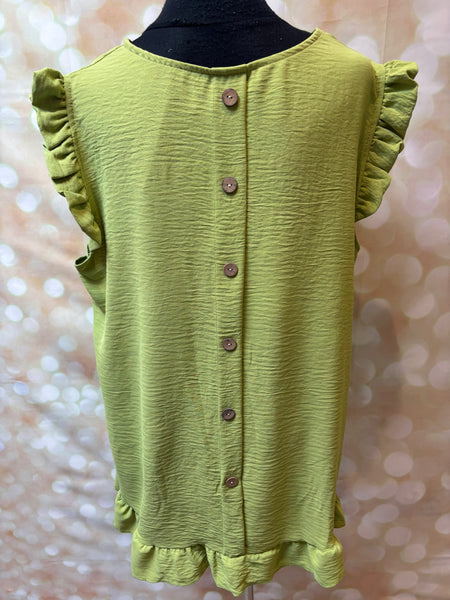Button back shorts set